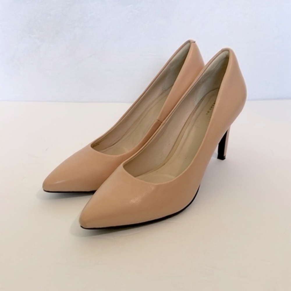 Cole Haan Grand.0S Abigail Cream/Nude Pointed Toe Stiletto Heel Pumps  7.5B EUC